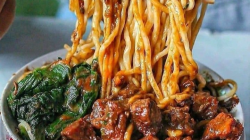 Resep Mie Ayam: Hidangan Lezat yang Mudah Dibuat